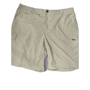 Columbia Men's Omni Shade Cargo Men's Shorts size 40